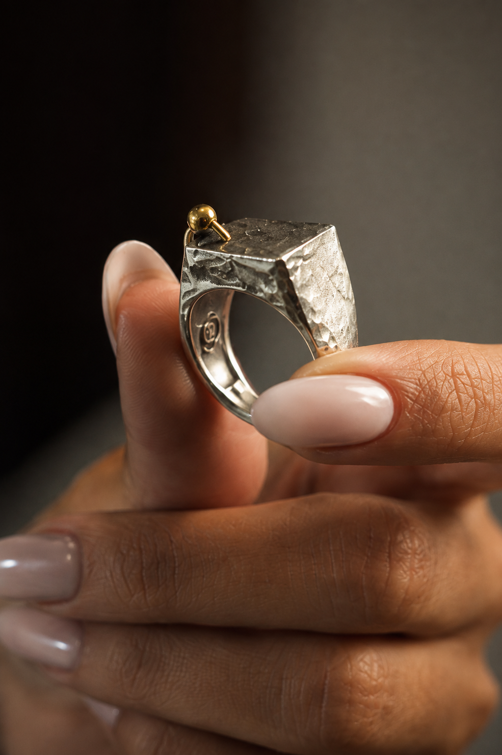 PIERCE SQUARE RING