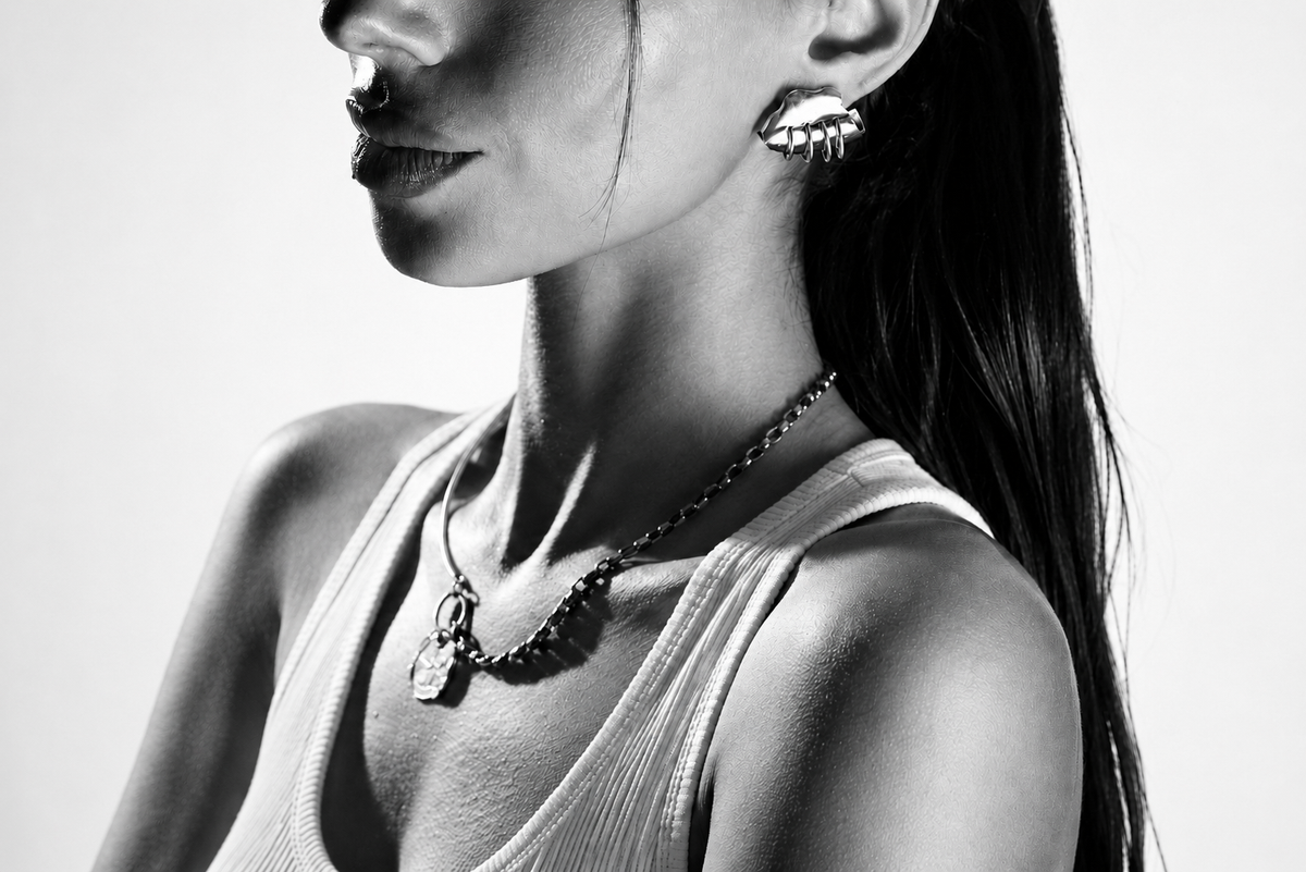 GRIP EARRINGS