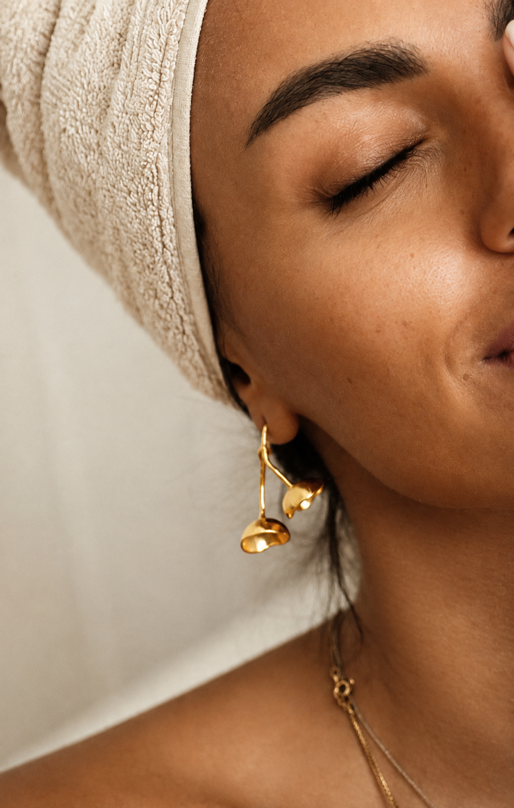 CHERRY EARRING BIG