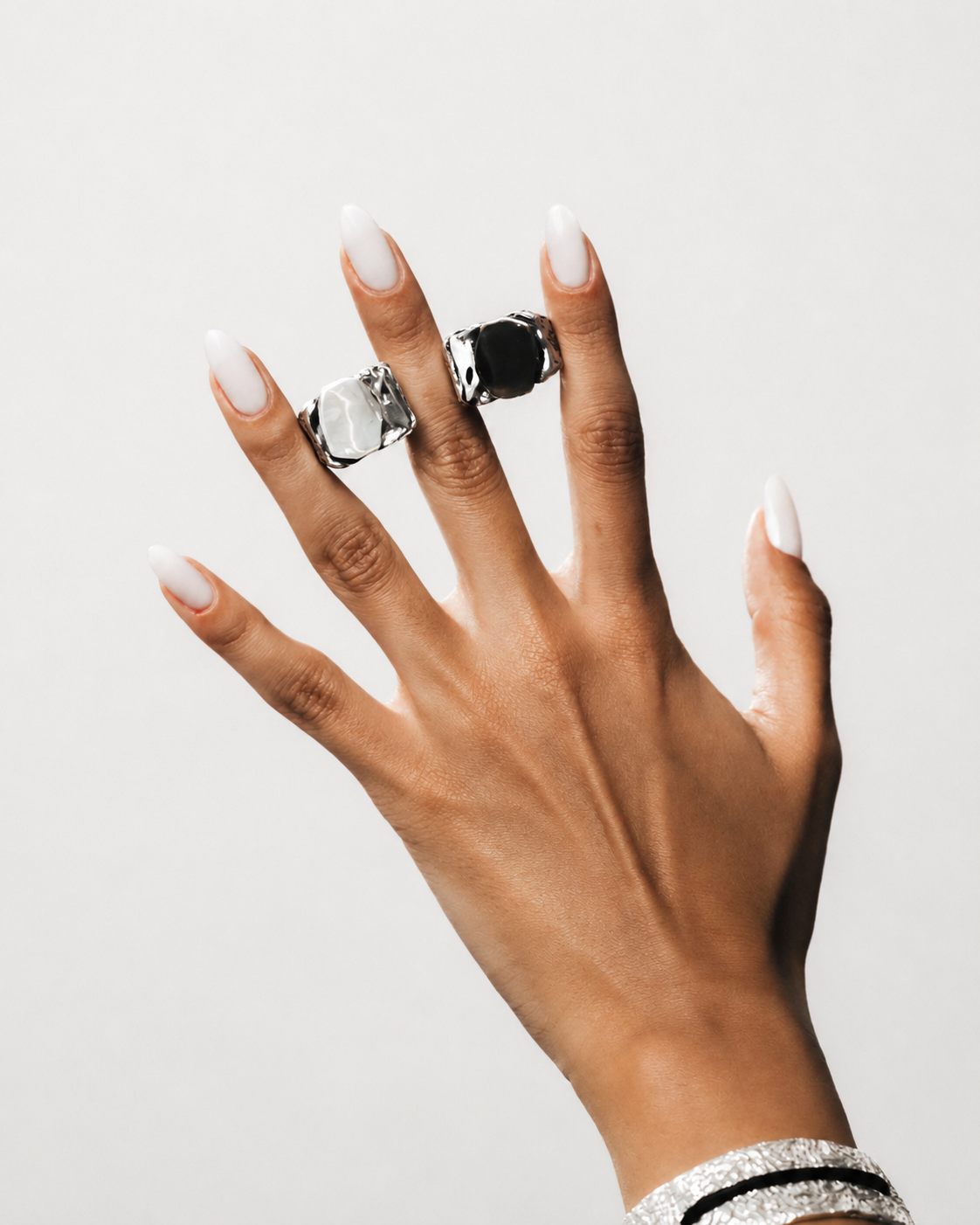SOLIS RING