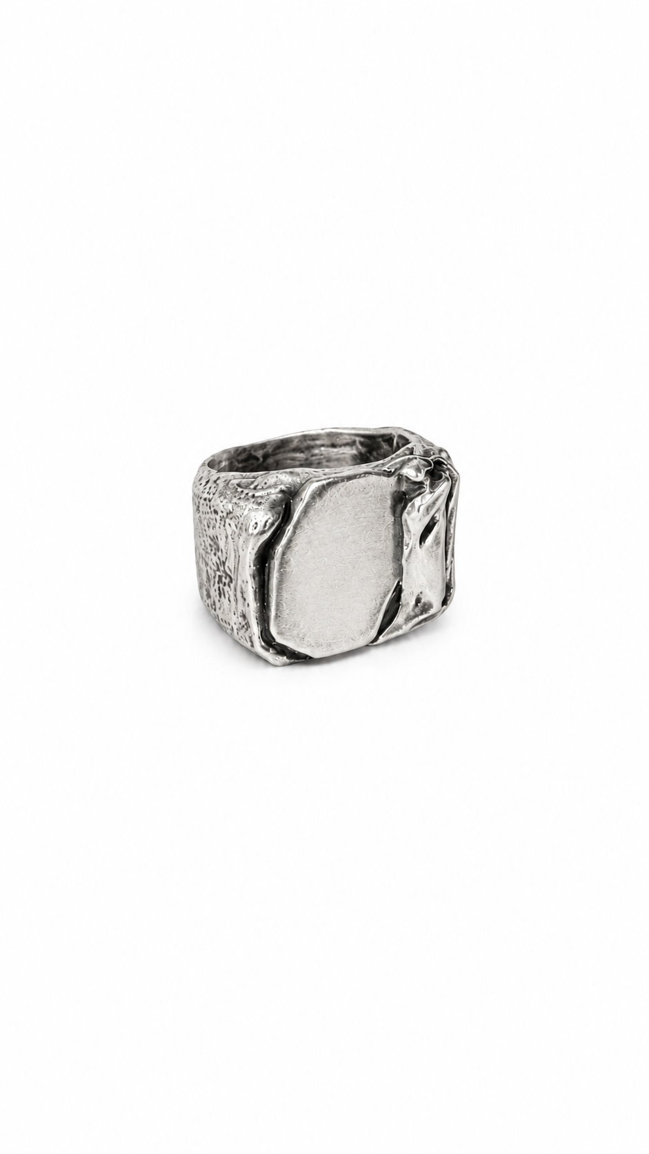 SOLIS RING