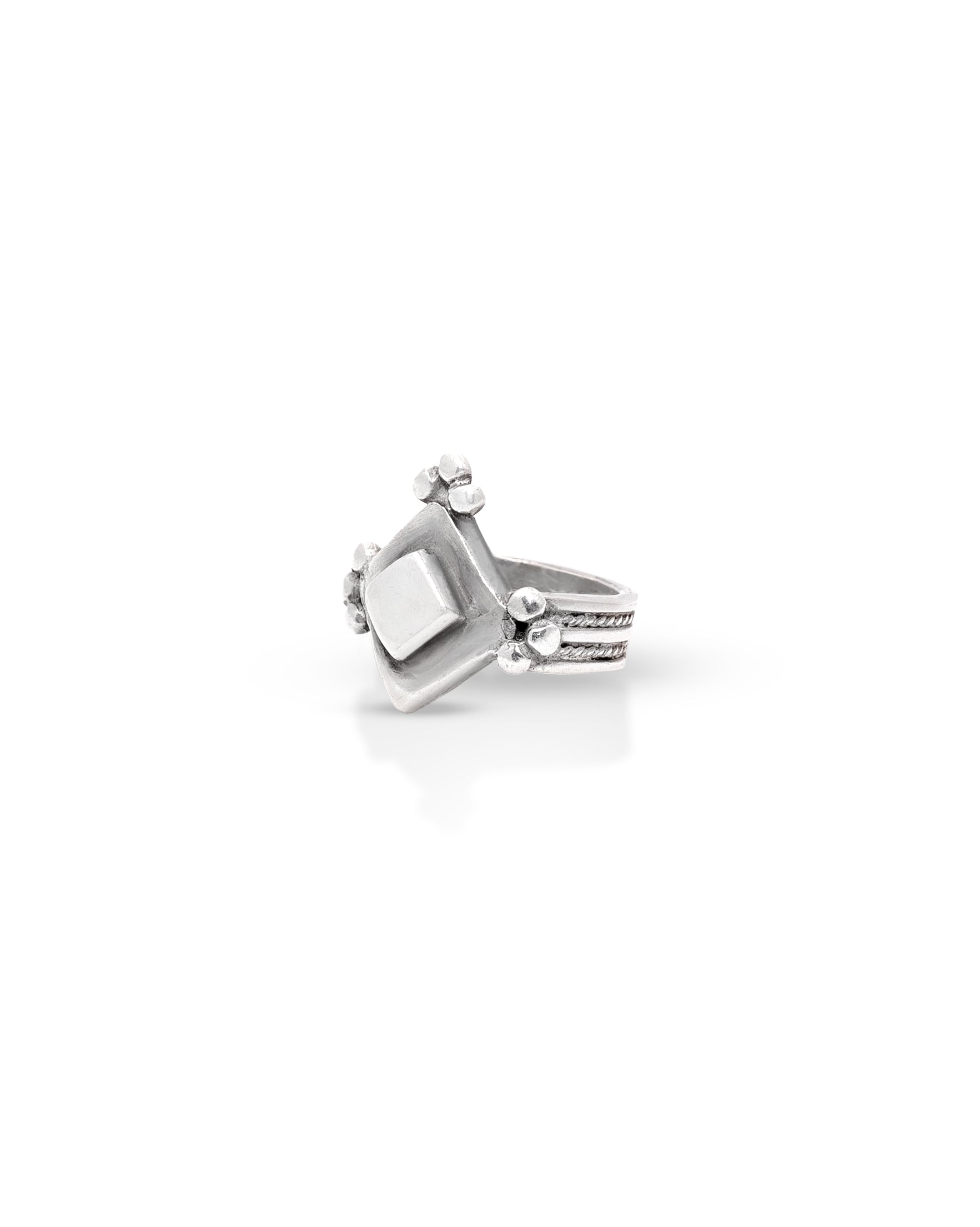 Cerberus Ring