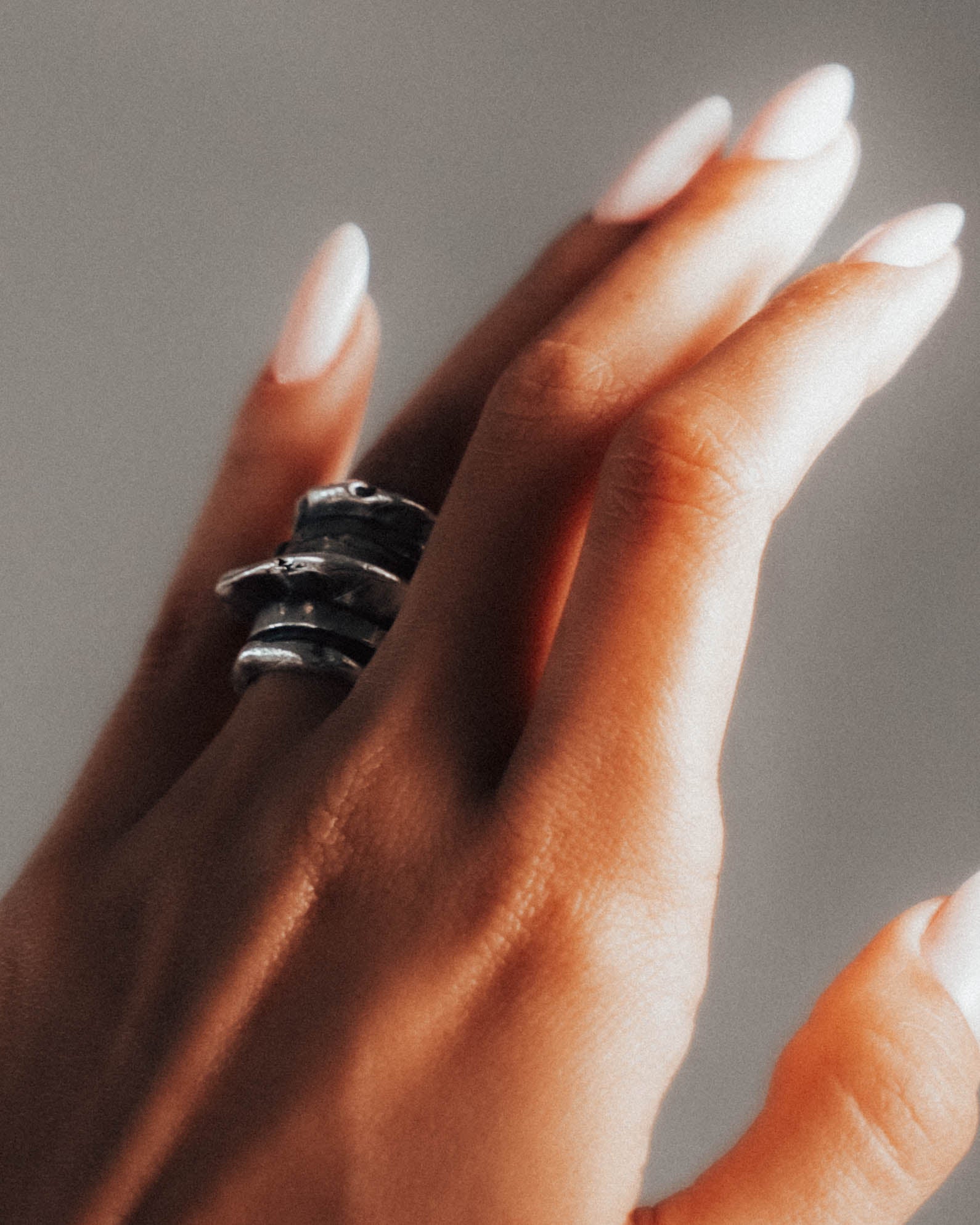 STRATA RING